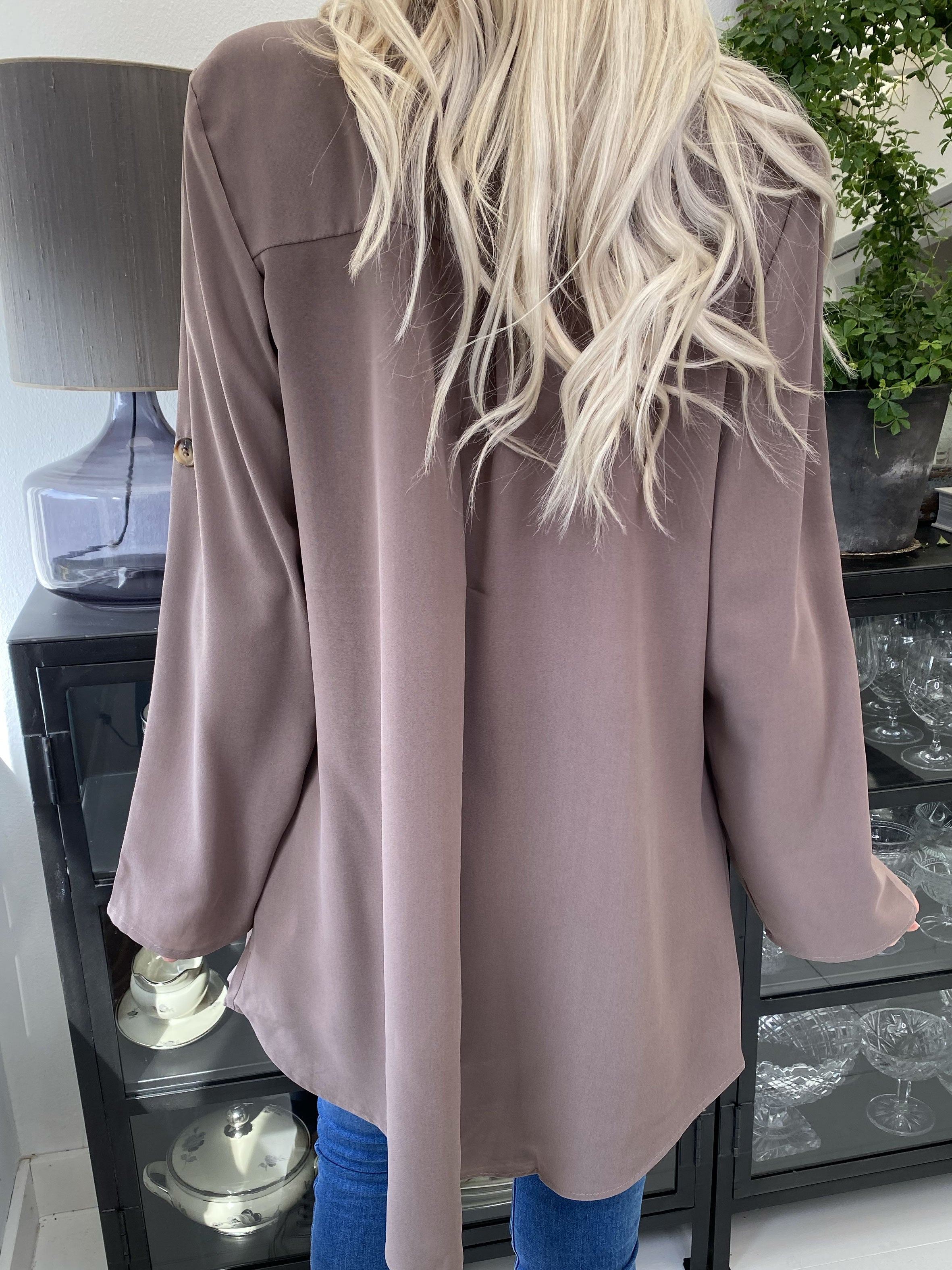 Alyssa - Let simpel skjorte i løs pasform